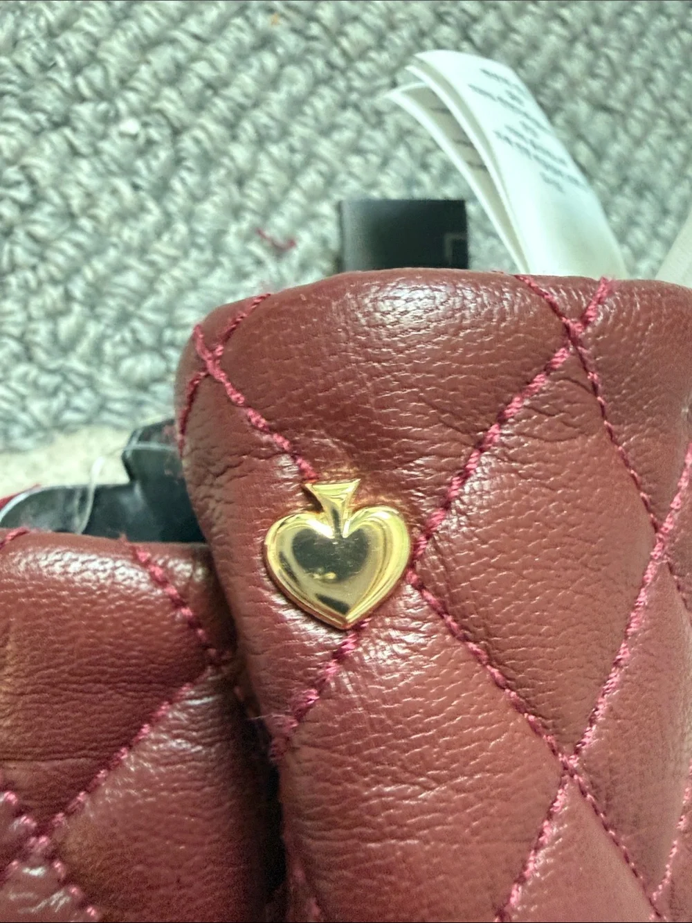 Kate Spade Burgundy Quilted Goat Leather Gloves Heart Charm Medium